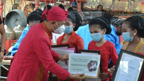 Tampil Apik, 6 Waranggana Cilik Jepara Diganjar Penghargaan - GenPI.co JATENG