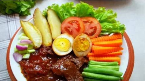 Ini Rekomendasi Kuliner Sehat di Kota Solo, Dijamin Badan Sip! - GenPI.co JATENG
