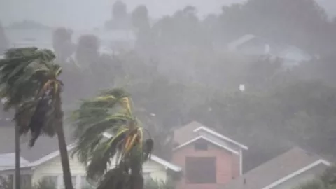 BMKG: Waspada Cuaca Ekstrem Jateng 3 Hari ke Depan, Ini Daerahnya - GenPI.co JATENG