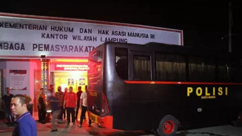 Wuih! 9 Napi Narkoba Lapas Lampung Dipindah ke Nusakambangan - GenPI.co JATENG