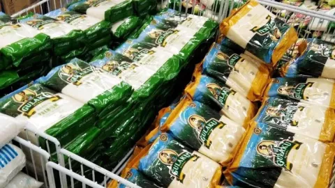 Jaga Stabilitas Harga, Pemerintah Harus Habiskan Stok Gula Impor - GenPI.co JATENG