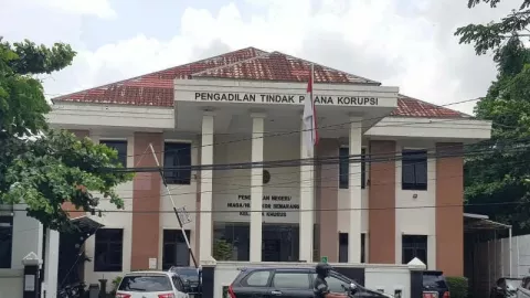 Memalukan! Korupsi, Eks Kepala SMK Ini Dihukum 3 Tahun Penjara - GenPI.co JATENG