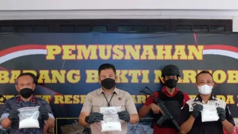 Astaga! Juru Parkir Masjid Agung Semarang Edarkan Narkoba 20 Kg - GenPI.co JATENG