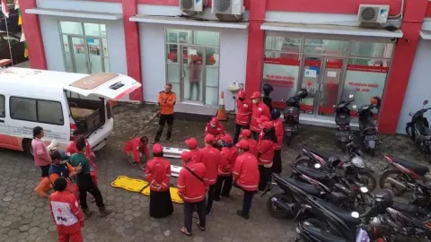 PMI Batang Terjunkan 35 Personel Antisipasi Kecelakaan - GenPI.co JATENG