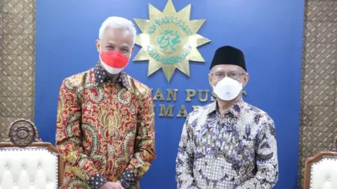 Ganjar Pranowo Temui Ketua PP Muhammadiyah, Bahas Apa Ya? - GenPI.co JATENG