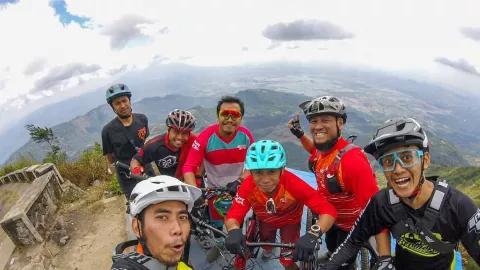 Iseng, Komunitas Sepeda Ini Malah Sukses Lomba ke Luar Negeri - GenPI.co JATENG
