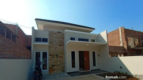 Rumah Dijual di Semarang! Harga Mulai Rp 300 Jutaan, Lho - GenPI.co JATENG