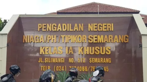3 Pemalsu Pita Cukai Rokok Diadili di PN Semarang, Ternyata Ini Perannya - GenPI.co JATENG