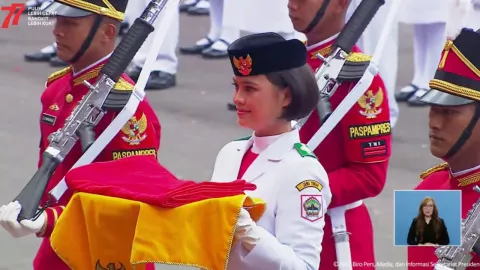 I Dewa Ayu, Siswa SMAN 2 Kudus Jadi Pembawa Bendera Merah Putih HUT RI di Istana - GenPI.co JATENG