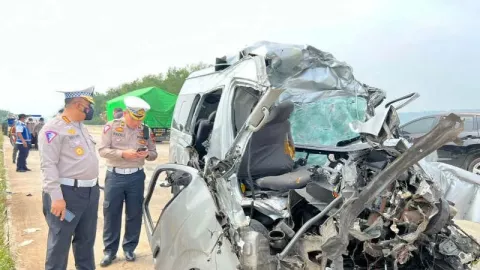 Kecelakaan di Tol Semarang-Batang, 7 Orang Tewas - GenPI.co JATENG