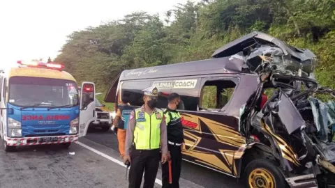 Lagi-Lagi Kecelakaan Maut di Tol Semarang-Solo, 5 Orang Tewas - GenPI.co JATENG