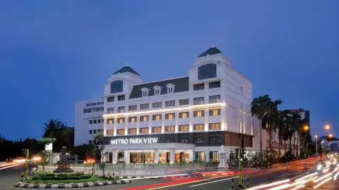 5 Rekomendasi Hotel di Semarang, Dekat Objek Wisata Kota Lama - GenPI.co JATENG