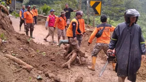 Longsor Bikin Desa Rahtawu Kudus Sempat Terisolasi - GenPI.co JATENG