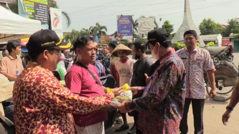Pemkab Rembang Gelar Operasi Pasar, Harga Beras Cuma Rp 9.000/Kg - GenPI.co JATENG