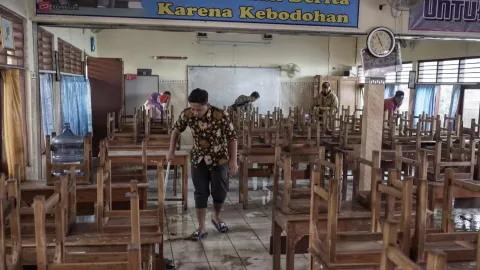 Terdampak Banjir, Sejumlah Sekolah di Semarang Masih Diliburkan - GenPI.co JATENG