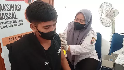 Vaksin Booster Kedua di Batang Sudah Dibuka, Simak Jadwal dan Lokasinya! - GenPI.co JATENG