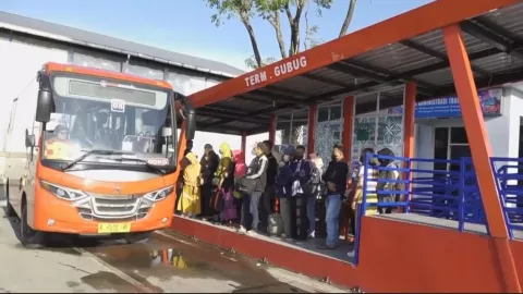Cara Gampang dari Semarang ke Kendal! Ini Jadwal Rute dan Tarif Bus Trans Jateng - GenPI.co JATENG