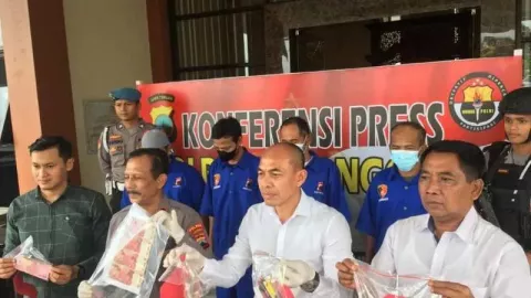 4 Pelaku Sindikat Uang Palsu di Temanggung Ditangkap - GenPI.co JATENG