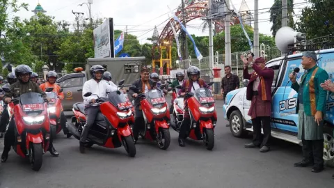 Giliran Kades di Jepara Dapat Motor Dinas Baru, Warnanya Merah! - GenPI.co JATENG