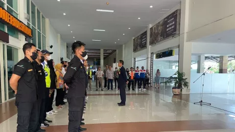 Siap-Siap! Puncak Arus Mudik di Bandara Adi Soemarmo 19 April 2023 - GenPI.co JATENG