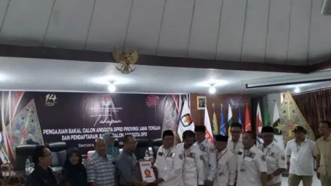 Gerindra Target 22 Kursi di DPRD Jawa Tengah, Begini Strateginya - GenPI.co JATENG