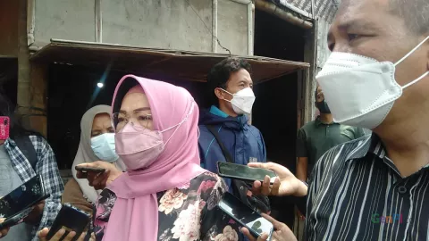 Bupati Marahi Warga yang Rusak Tembok Bekas Keraton Kartasura - GenPI.co JATENG