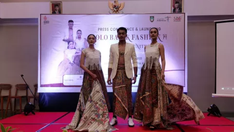 Solo Batik Fashion ke-14 Siap Digelar, Desainer Terkenal Ikut - GenPI.co JATENG
