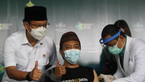 Menkes Sebut Indonesia Sudah Dapat 360 Juta Dosis Vaksin - GenPI.co JATIM