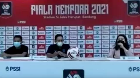 Tuai Hasil Imbang, Pelatih Persela Tetap Bersyukur - GenPI.co JATIM