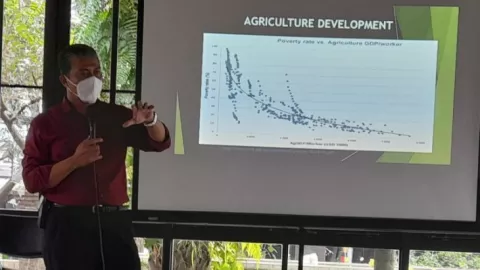Pakar Sebut Pertanian Bak Berlian di Tengah Pandemi - GenPI.co JATIM