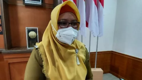 Profil Aminatun Habibah, Kepala Sekolah yang Kini Jadi Wabup Gresik - GenPI.co JATIM