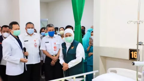 Gubernur Khofifah: Rumah Sakit Provinsi Harus Terus Berinovasi - GenPI.co JATIM