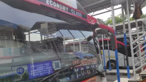 Catat, Armada Bus Hanya Angkut Penumpang Non Mudik Saat 6-17 Mei - GenPI.co JATIM
