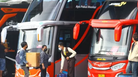 Jadwal dan Harga Tiket Bus Surabaya-Semarang Awal Agustus 2022 - GenPI.co JATIM