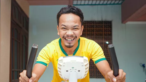 Pemain Persebaya Jaga Fisik Sebelum Latihan Perdana - GenPI.co JATIM