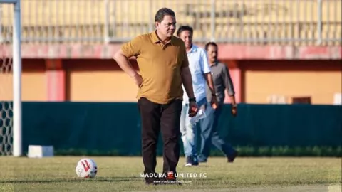 Kompetisi Liga 2 Dihentikan, Presiden Madura United Beri Kalimat Menohok - GenPI.co JATIM