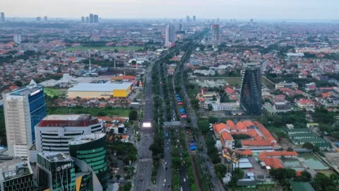 Eri Cahyadi Siapkan Lokasi Ekonomi di Surabaya, Ada di GBT - GenPI.co JATIM