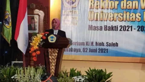 Jabat Rektor Unitomo, Adik Menkopolhukam Sampaikan ini - GenPI.co JATIM