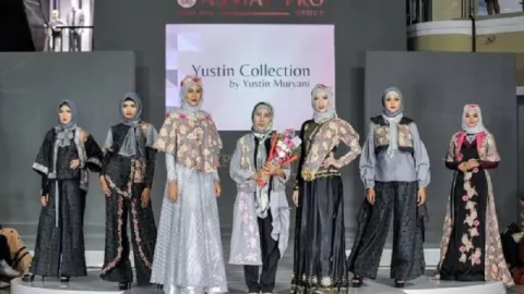 Yustin Collection, Produk Fesyen Asli Bojonegoro - GenPI.co JATIM