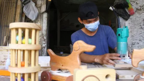 Dolan Kayu Produk Lokal Mainan Asal Kota Malang - GenPI.co JATIM