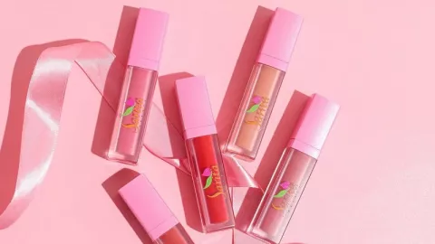 Tips Perlihatkan Bibir Cerah Alami dengan Lip Cream Sarita Beauty - GenPI.co JATIM