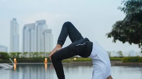 3 Gerakan Yoga ini Tunjang Kesehatan Fisik dan Mental - GenPI.co JATIM