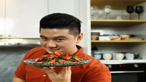 Kocak! Chef Arnold Samakan Aturan PPKM dengan Masterchef - GenPI.co JATIM