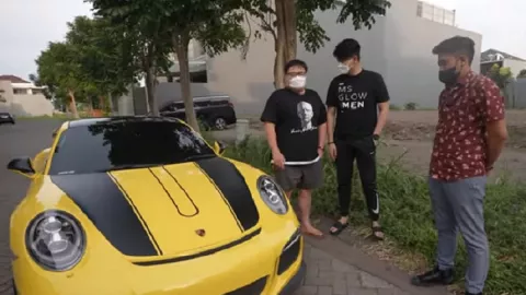 Ketika Crazy Rich Surabaya Bicara Mobil Seharga 6 Rumah Lebih - GenPI.co JATIM