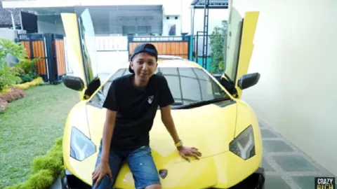 Crazy Rich Tulungagung Pamer Lamborghini, Malah Jadi Inspirasi - GenPI.co JATIM