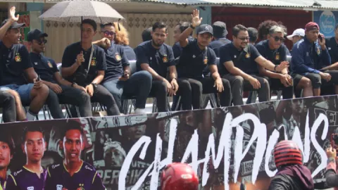 Lakoni Laga Perdana, Suporter Persik Berharap Tuah SUGBK - GenPI.co JATIM