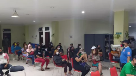 Satpol PP Surabaya Gregetan ke Resto Ini, Akhirnya Kena Batunya - GenPI.co JATIM