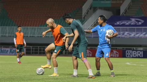 Fakta Laga Persik Kediri vs Borneo FC - GenPI.co JATIM