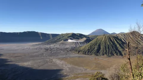 Tradisi Wulan Kapitu, Gunung Bromo Berlakukan Pembatasan - GenPI.co JATIM