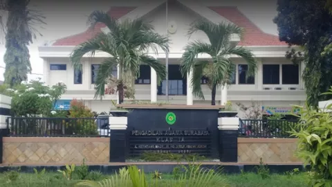 Daftar Pengadilan Agama Surabaya Mudah, Warga Senang - GenPI.co JATIM